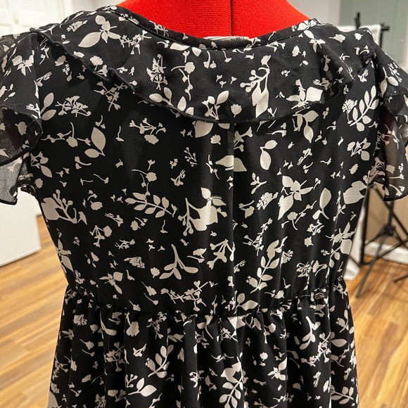 Converse One Star Floral Ruffle Dress Size S - Picture 4 of 7